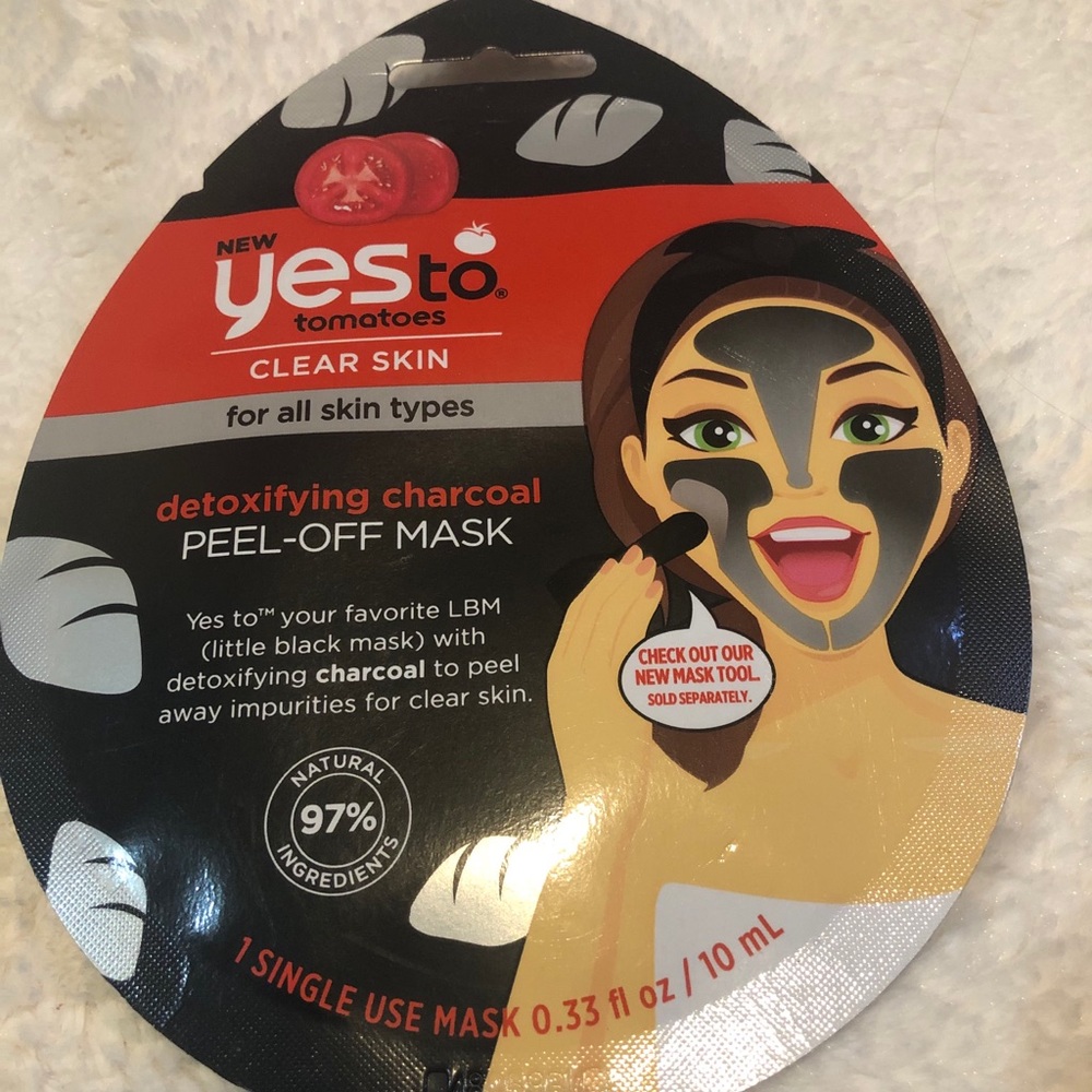 Yes To Tomatoes Detoxifying Charcoal Mask